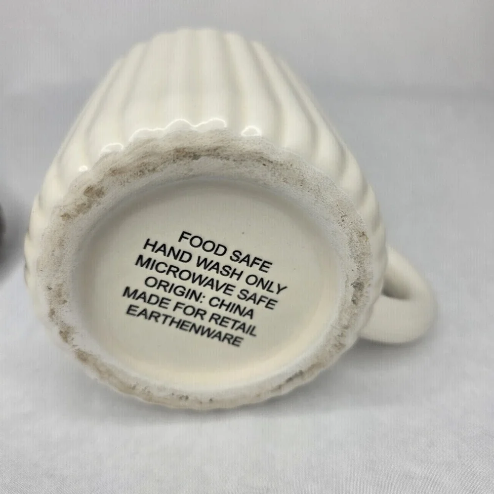 Target Bullseye's Playground Ceramic Acorn Mug with Lid Brown Cream. Used Once